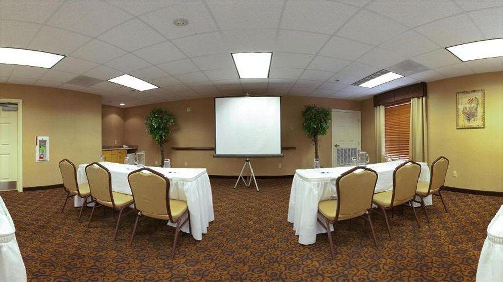 Holiday Inn Express Las Vegas-Nellis By Ihg Zewnętrze zdjęcie