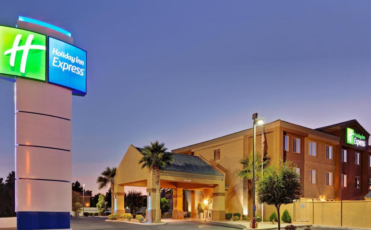 Holiday Inn Express Las Vegas-Nellis By Ihg Zewnętrze zdjęcie