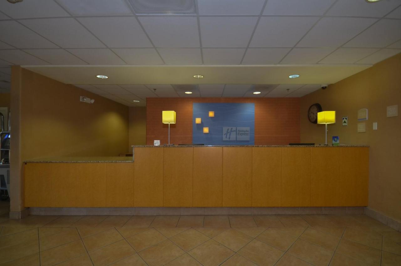 Holiday Inn Express Las Vegas-Nellis By Ihg Zewnętrze zdjęcie